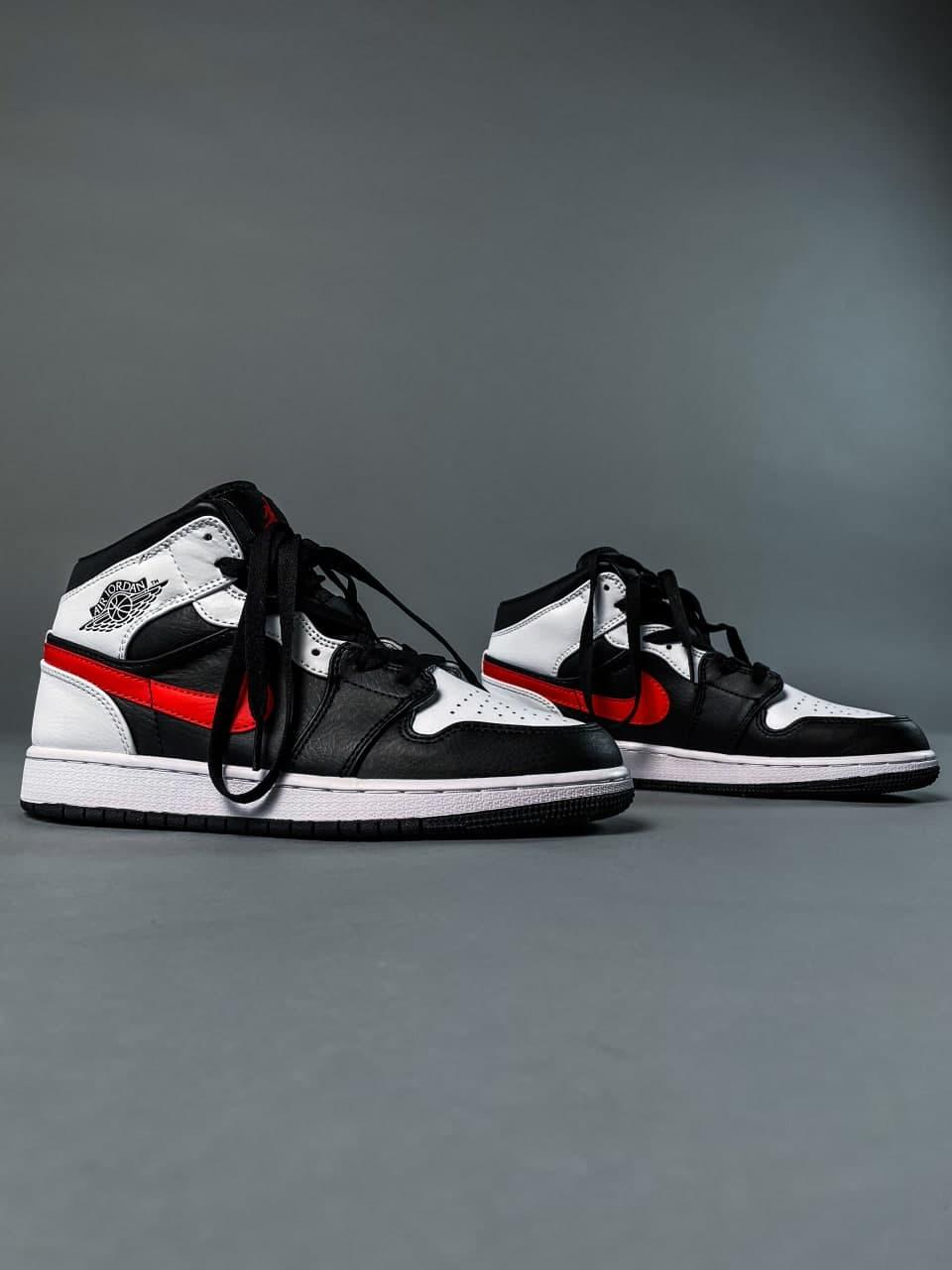 Nike Air Jordan 1 Mid Black Chile Red White