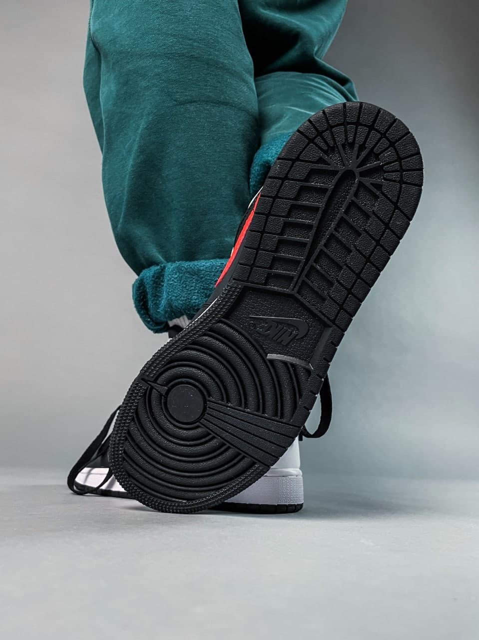 Nike Air Jordan 1 Mid Black Chile Red White