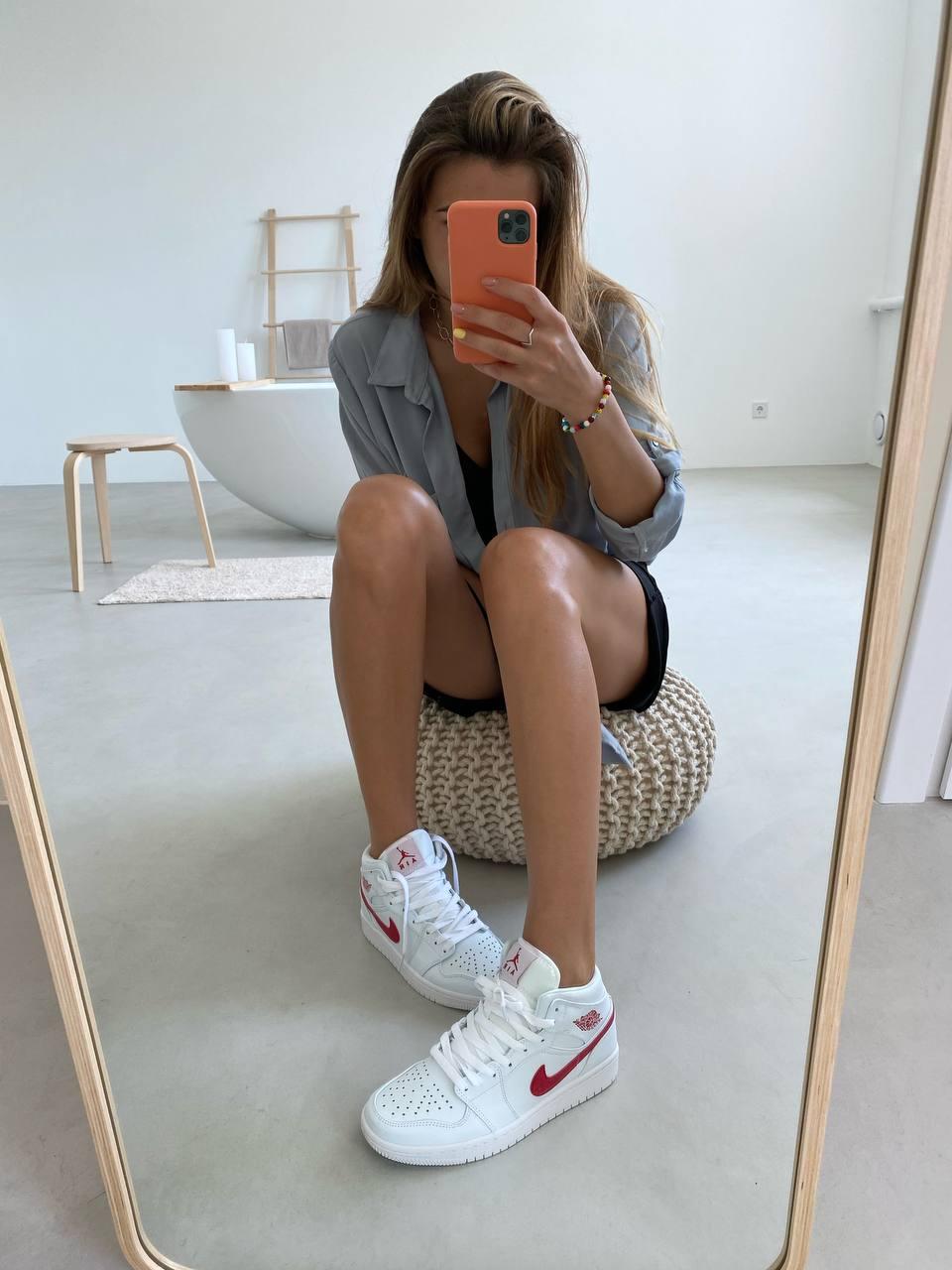 Nike Air Jordan 1 Retro Mid White Red