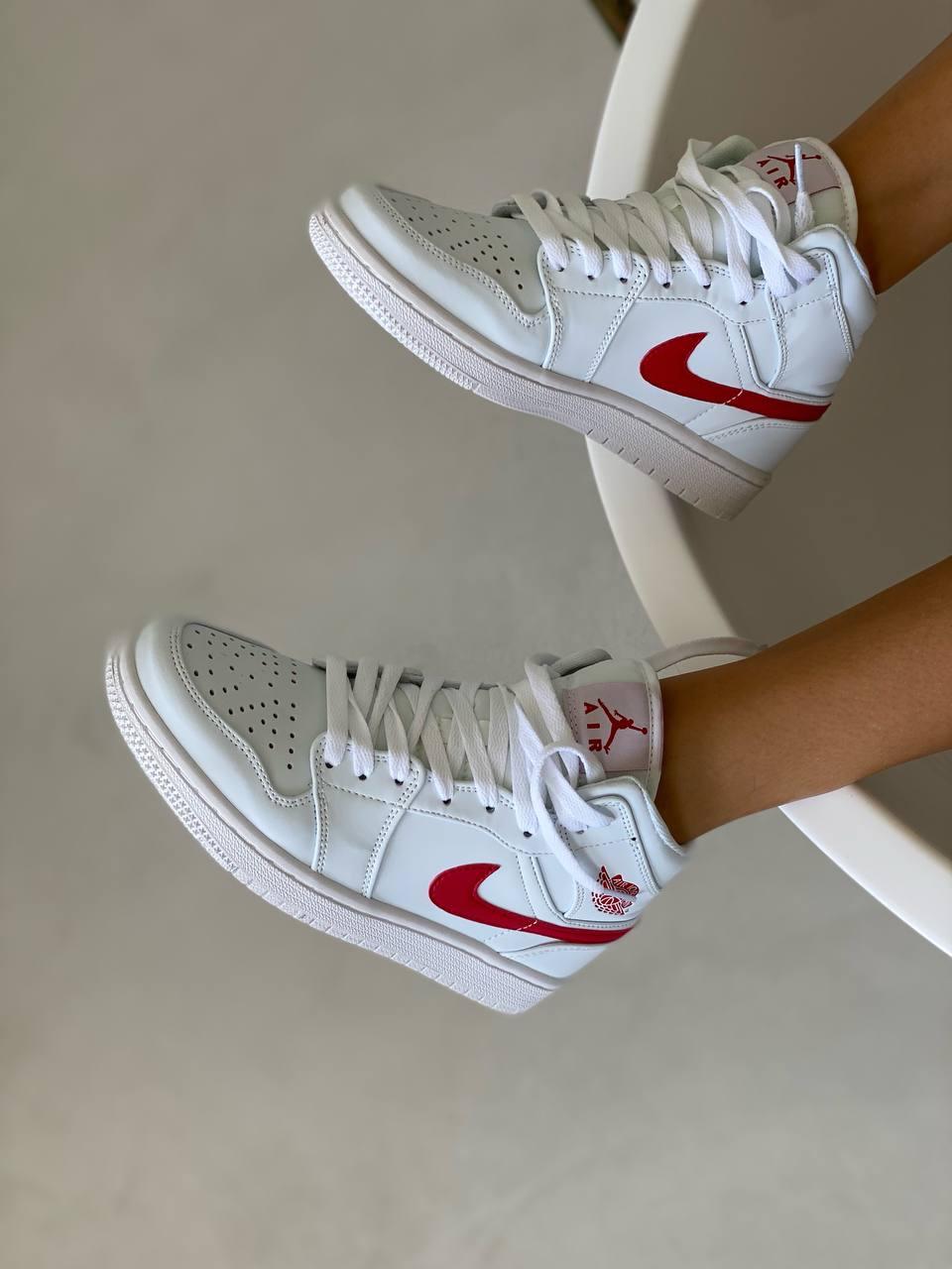 Nike Air Jordan 1 Retro Mid White Red