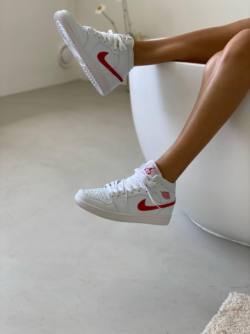 Nike Air Jordan 1 Retro Mid White Red
