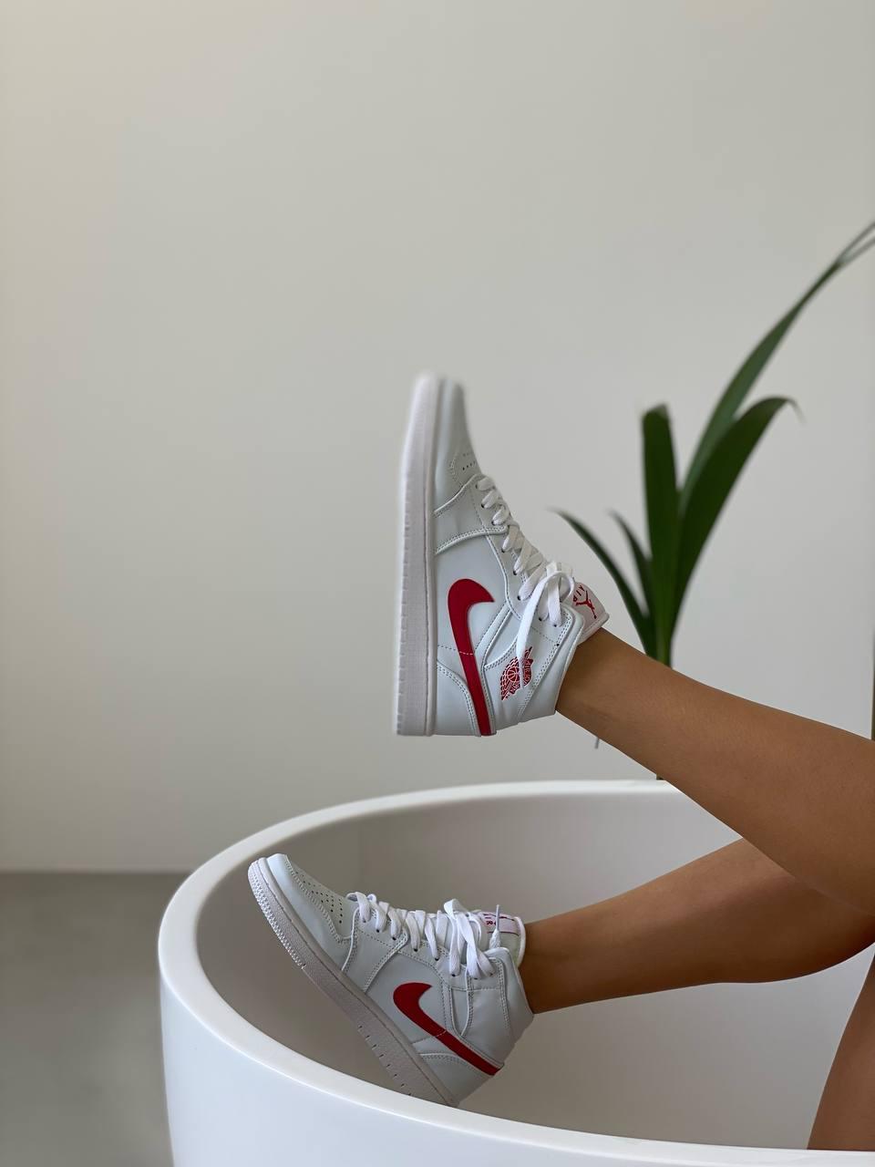 Nike Air Jordan 1 Retro Mid White Red