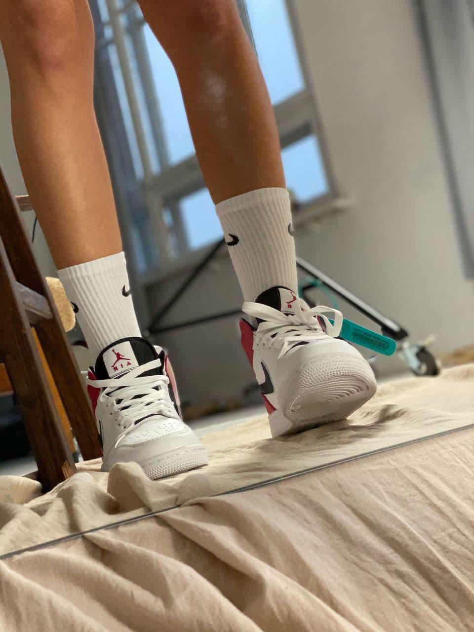 Nike Air Jordan 1 Retro Mid White Red «Black Logo»