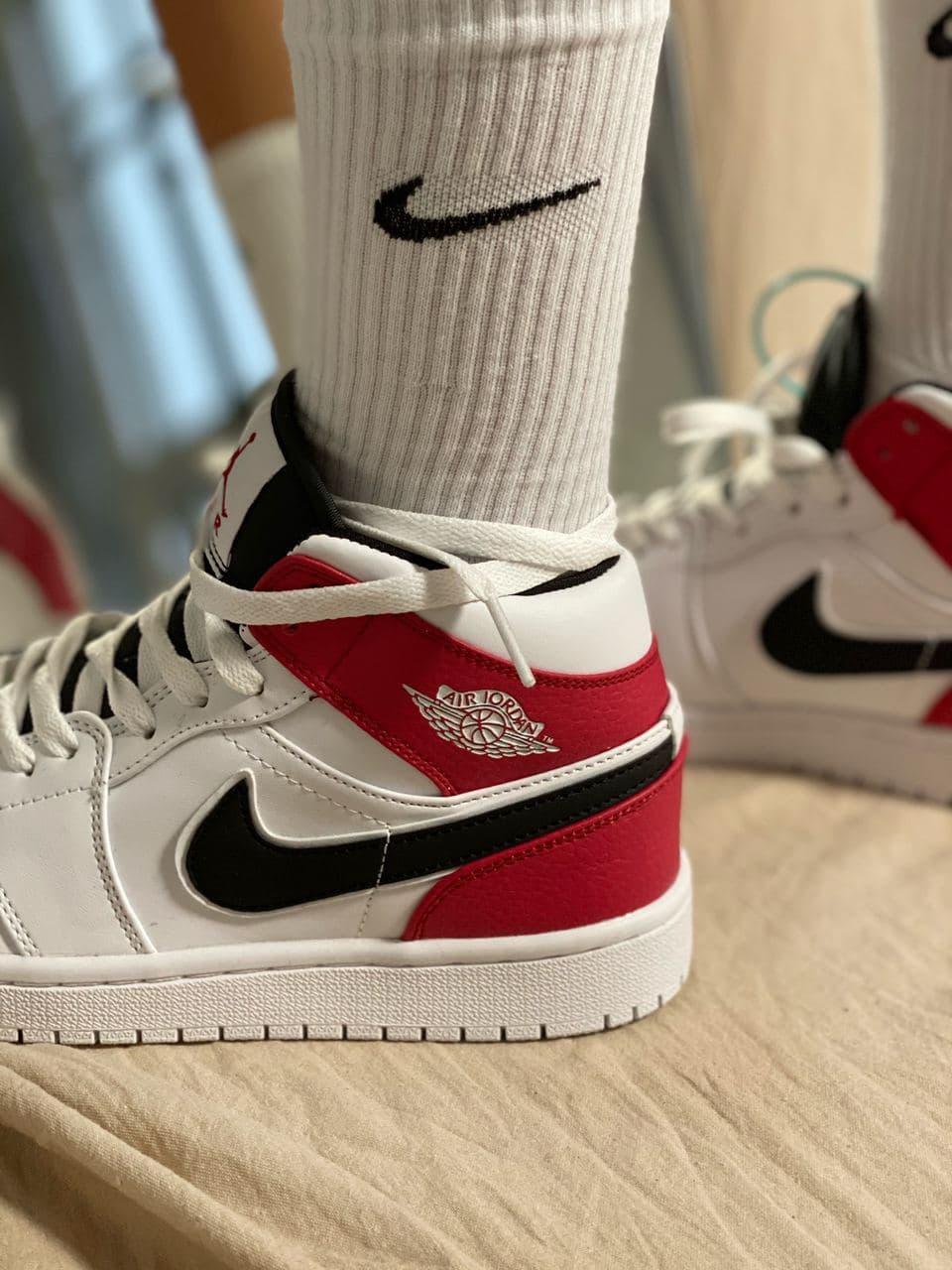 Nike Air Jordan 1 Retro Mid White Red «Black Logo»