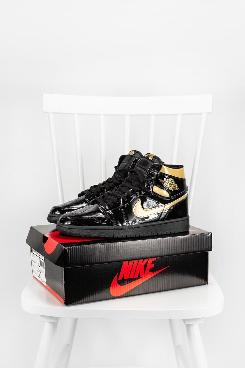 Nike Air Jordan 1 Retro High Black Gold
