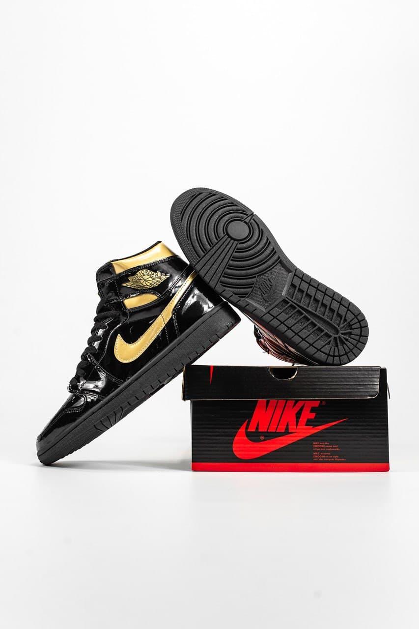 Nike Air Jordan 1 Retro High Black Gold