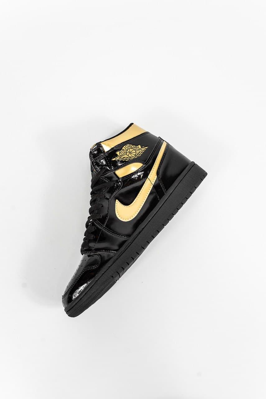 Nike Air Jordan 1 Retro High Black Gold