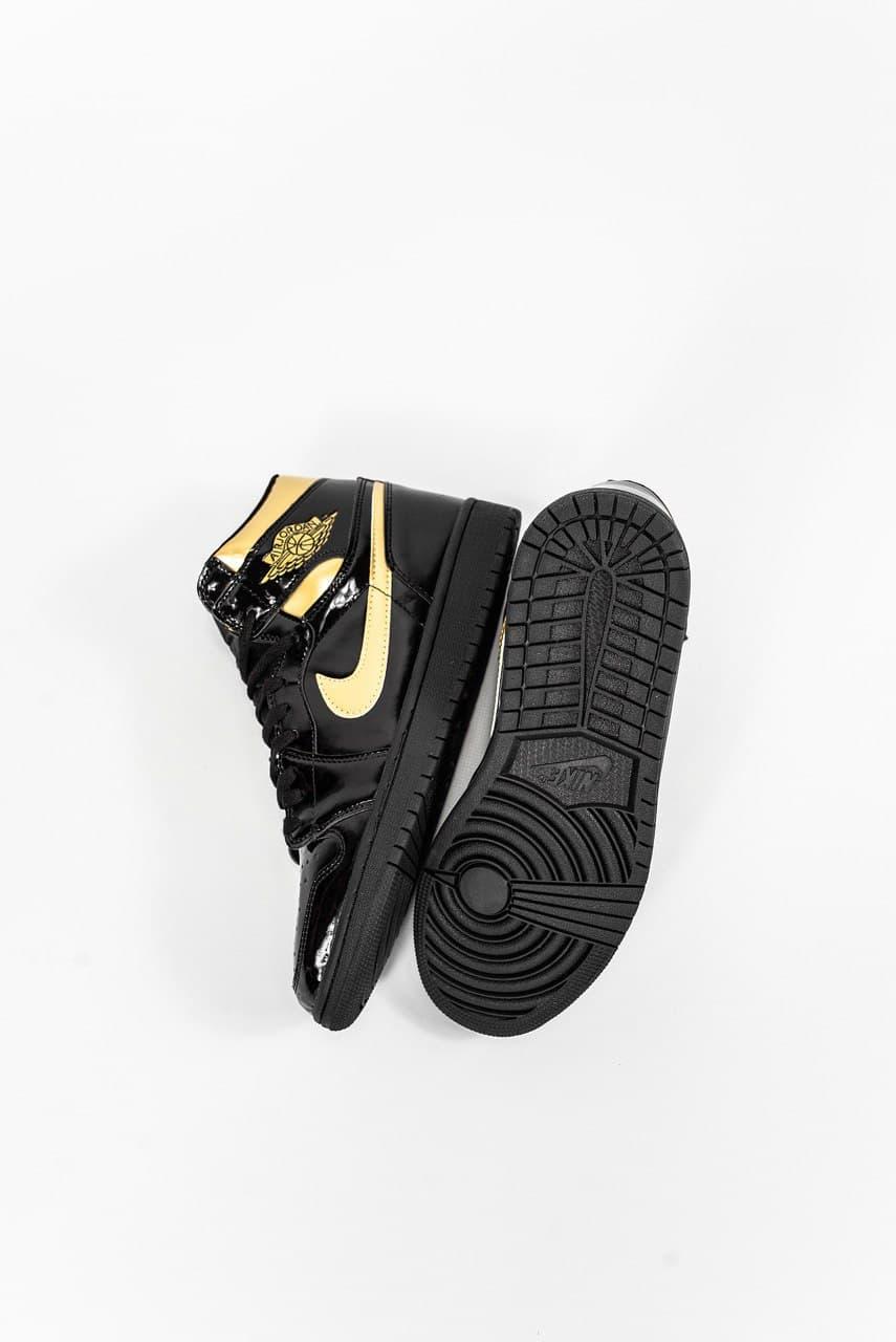 Nike Air Jordan 1 Retro High Black Gold