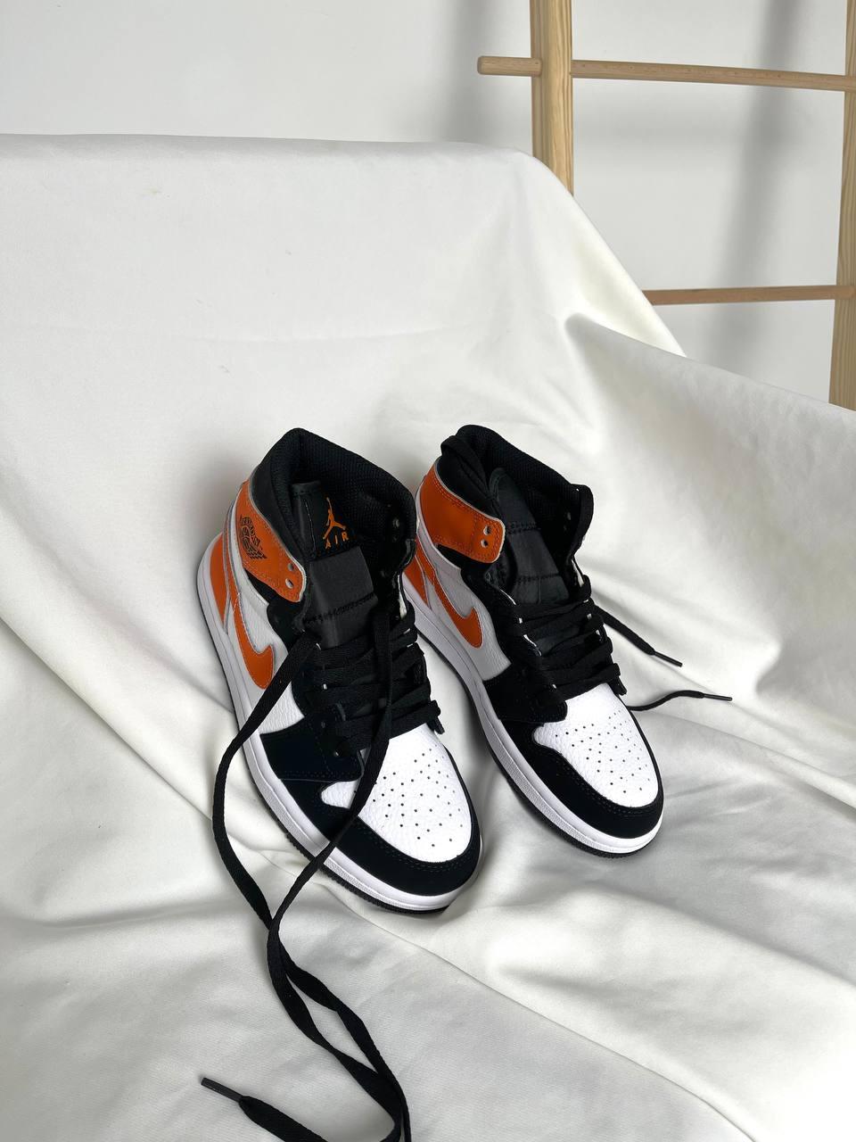 Nike Air Jordan 1 Retro Orange Black (Матовbй Свуш)