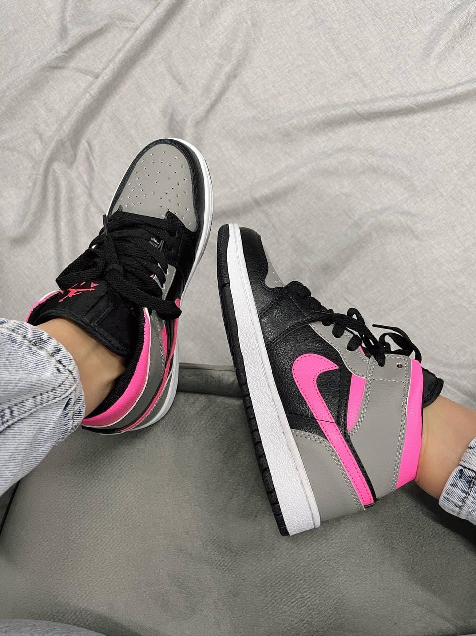 Nike Air Jordan 1 Retro High Black Grey Pink
