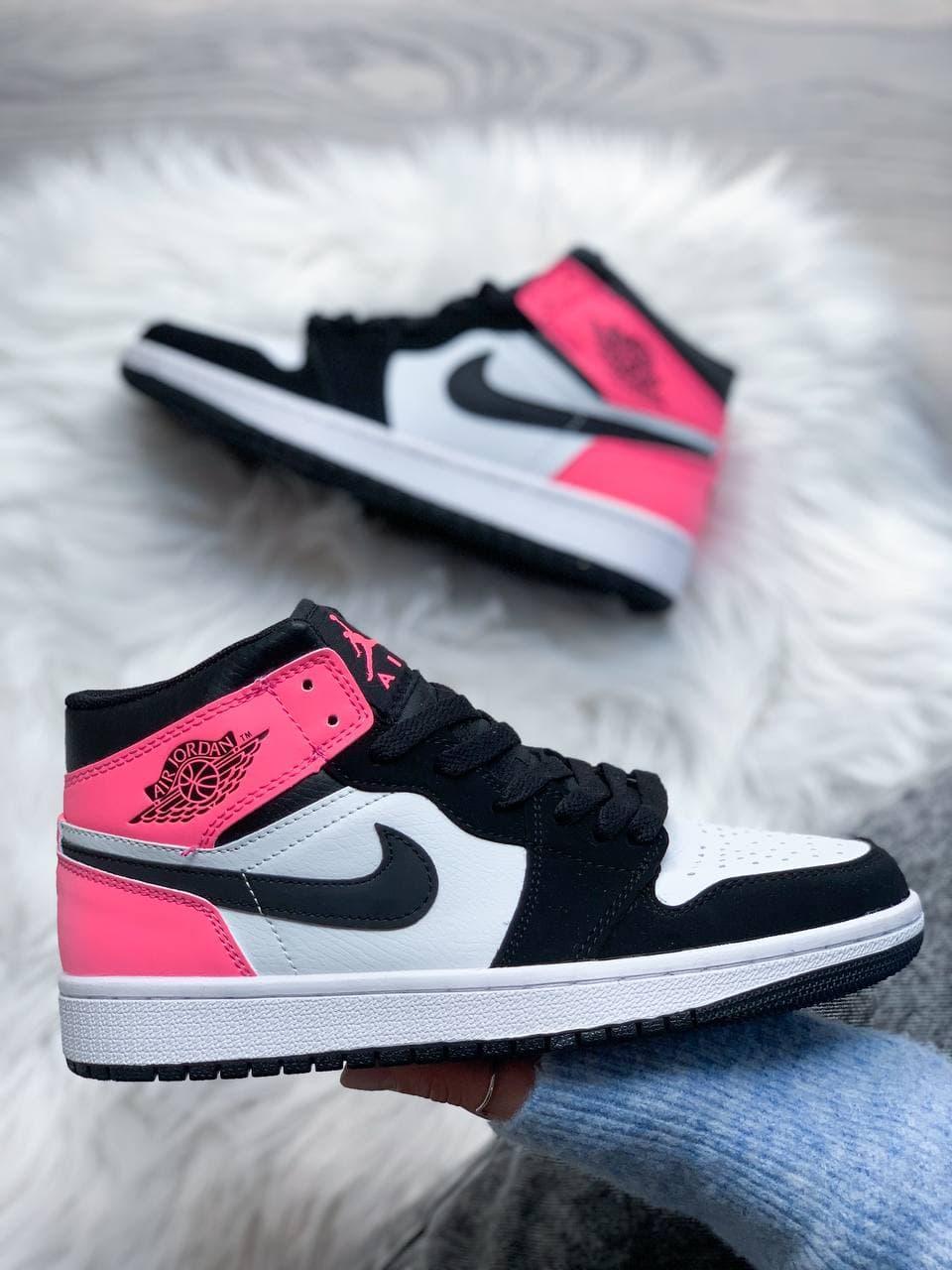 Nike Air Jordan 1 Retro High White Black Pink