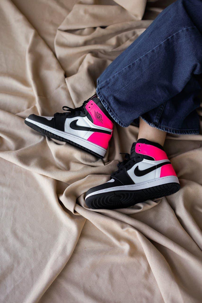 Nike Air Jordan 1 Retro High White Black Pink 2