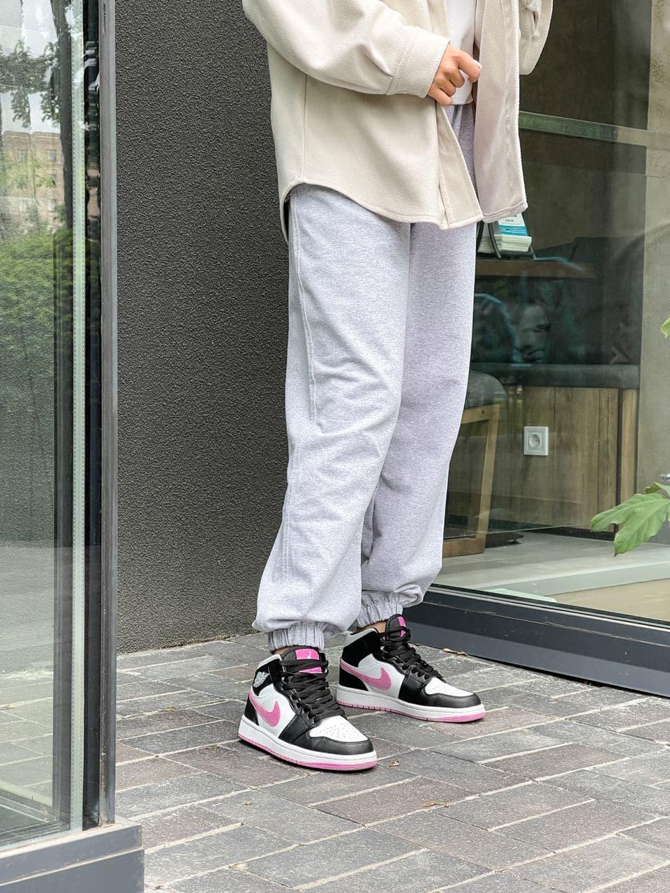 Nike Air Jordan 1 Retro Mid White Black Pink