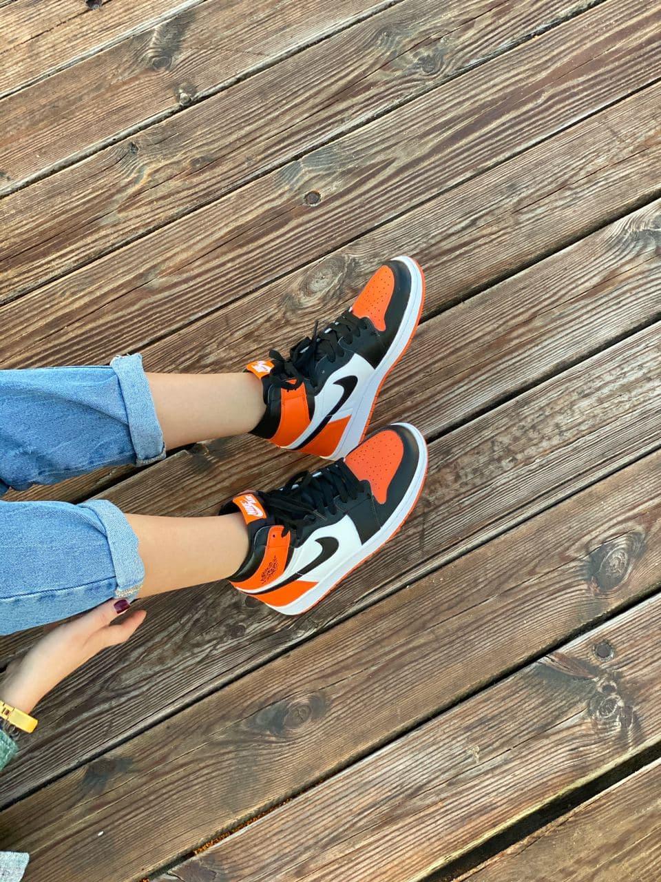 Nike Air Jordan 1 Retro High Black Orange White