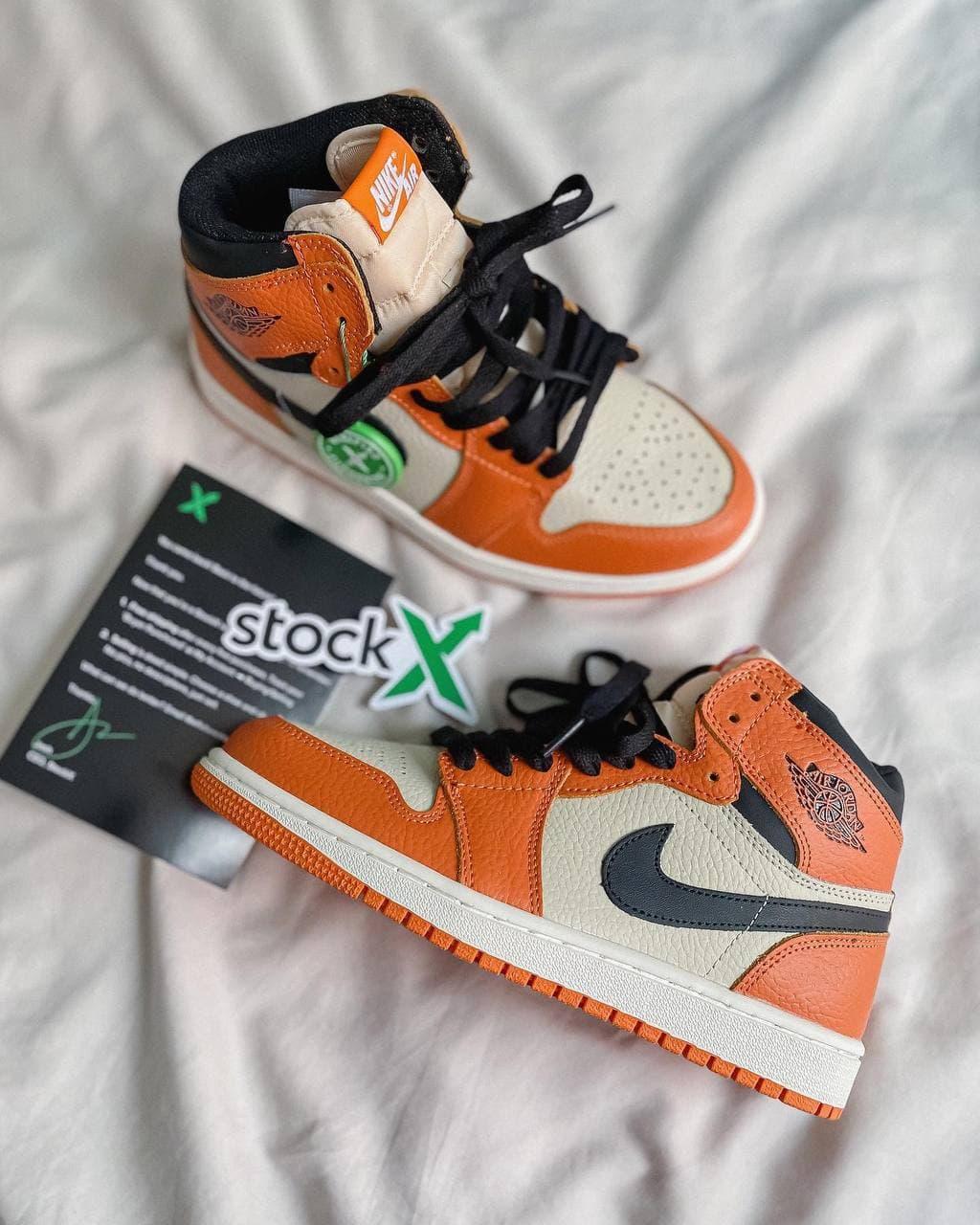 Nike Air Jordan 1 Retro High Orange White Black