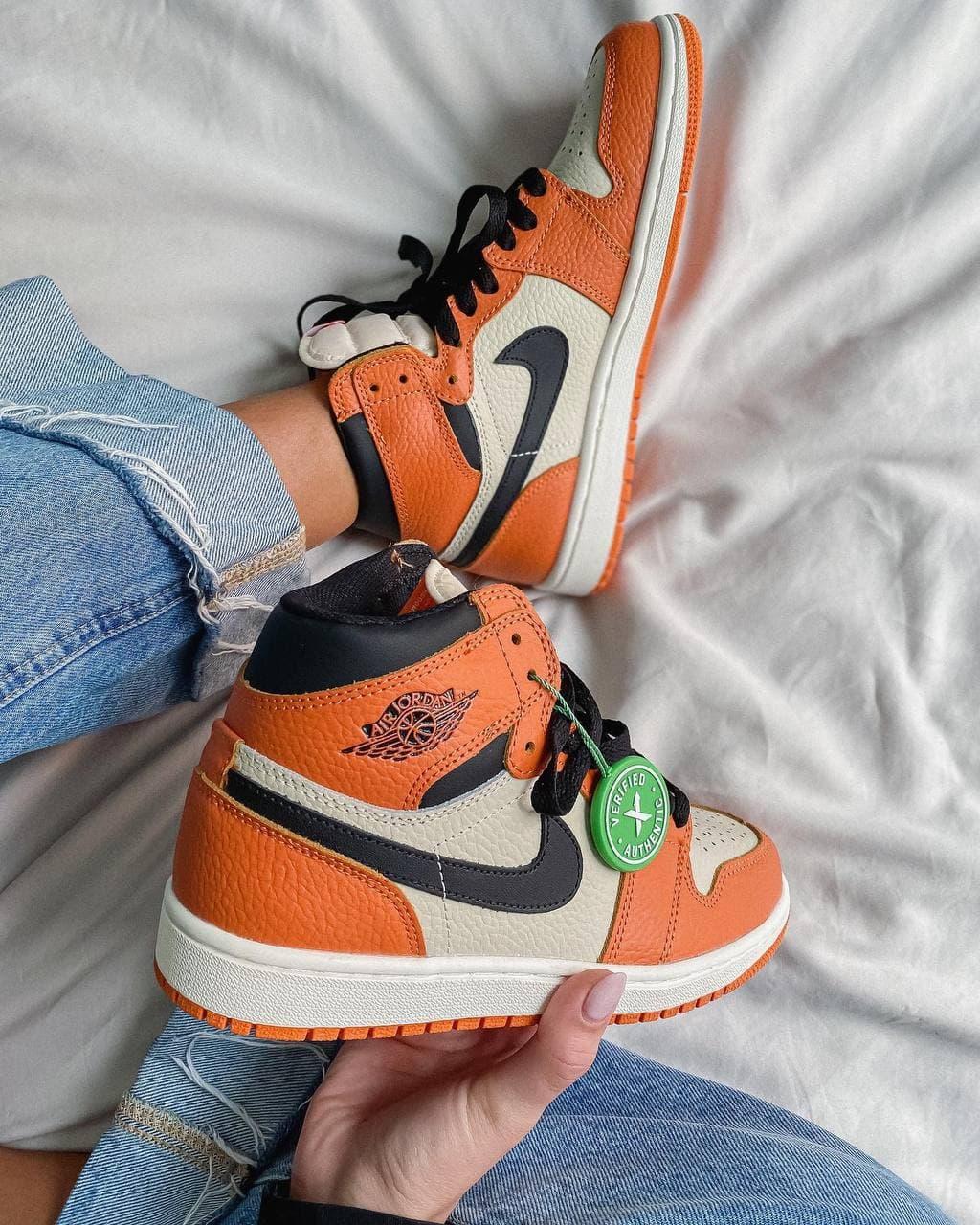 Nike Air Jordan 1 Retro High Orange White Black