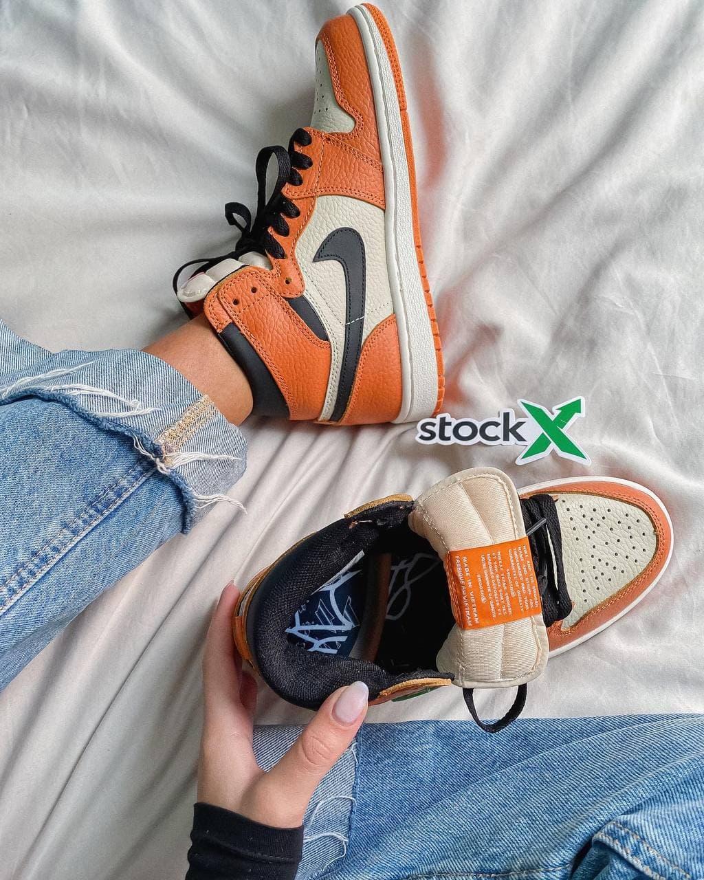 Nike Air Jordan 1 Retro High Orange White Black