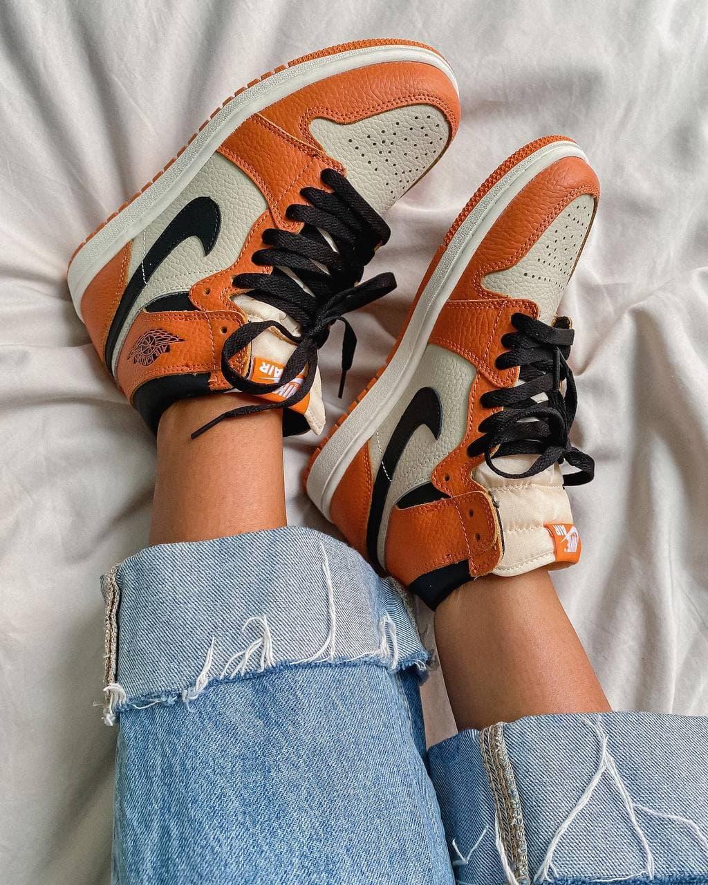 Nike Air Jordan 1 Retro High Orange White Black