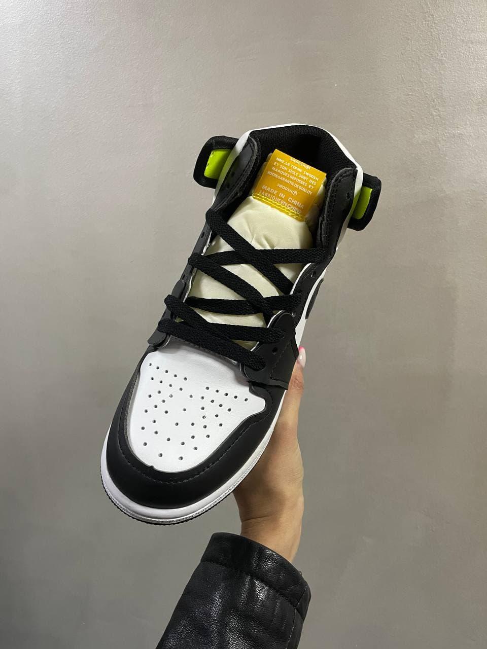 Nike Air Jordan 1 High OG Volt Gold