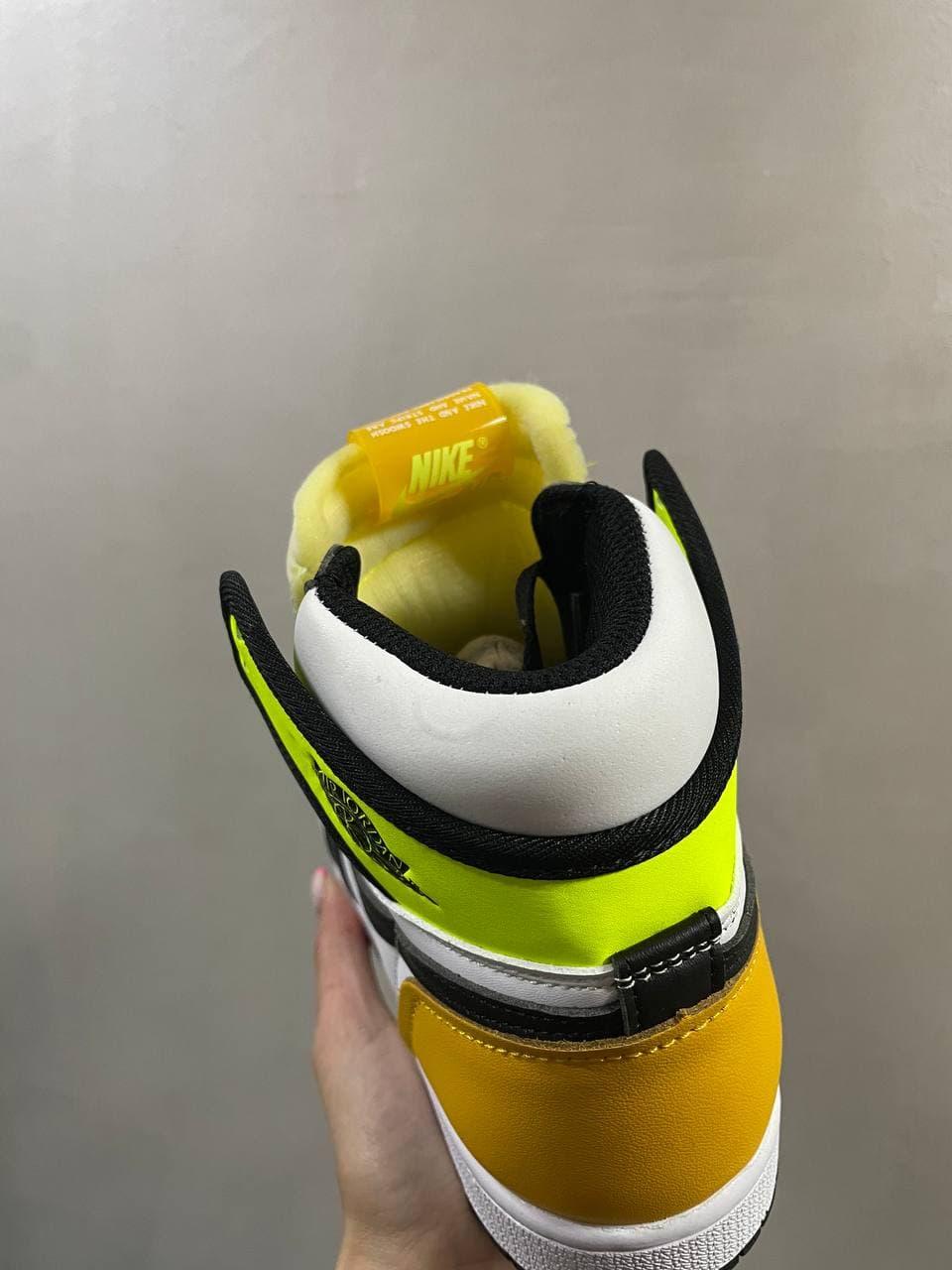 Nike Air Jordan 1 High OG Volt Gold