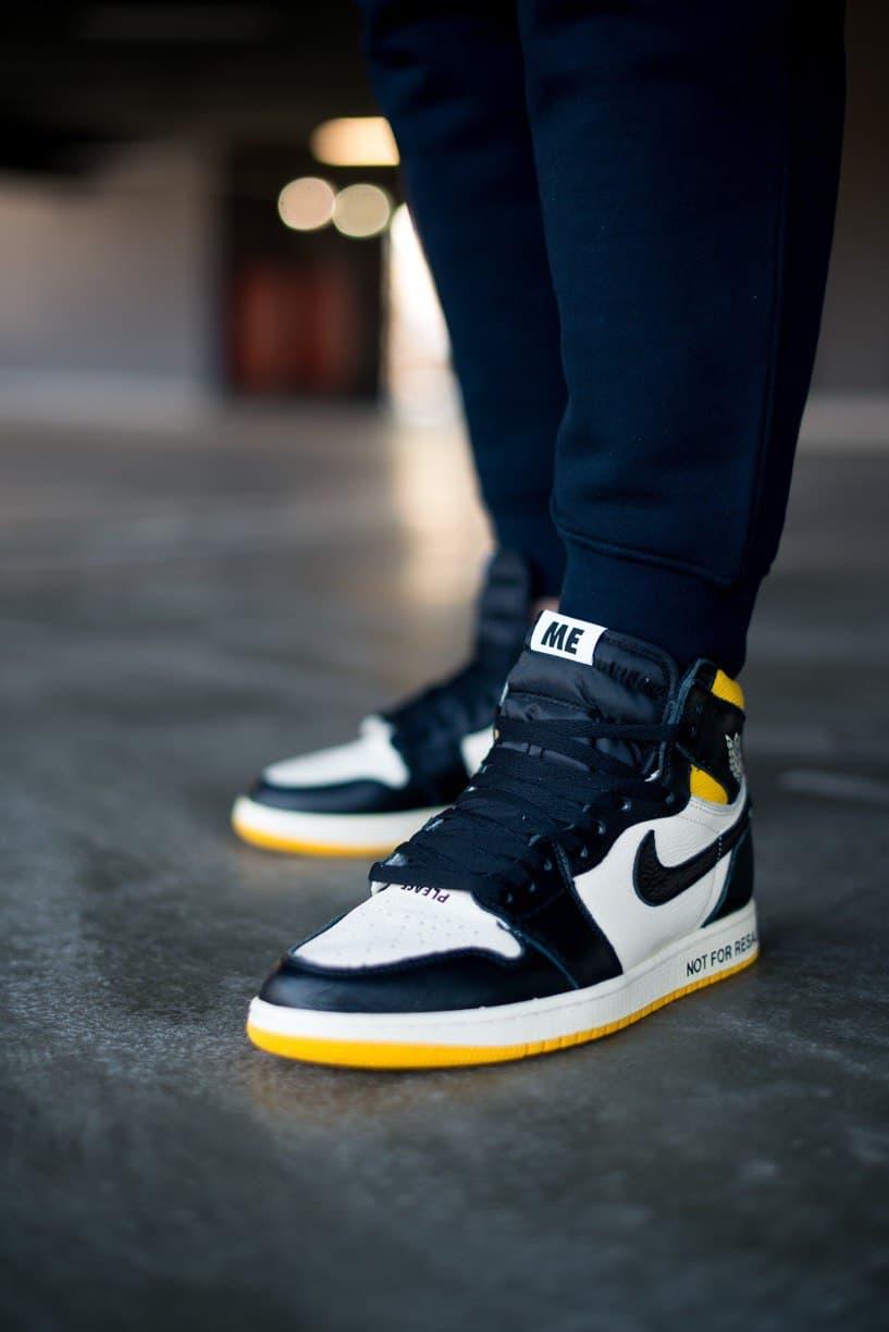 Nike Air Jordan 1 Retro Mid Yellow Black White