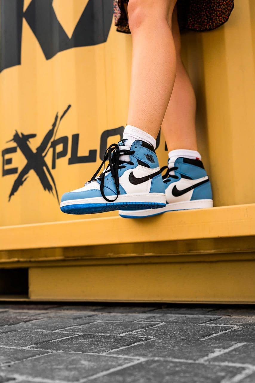 Nike Air Jordan 1 Retro High University Blue