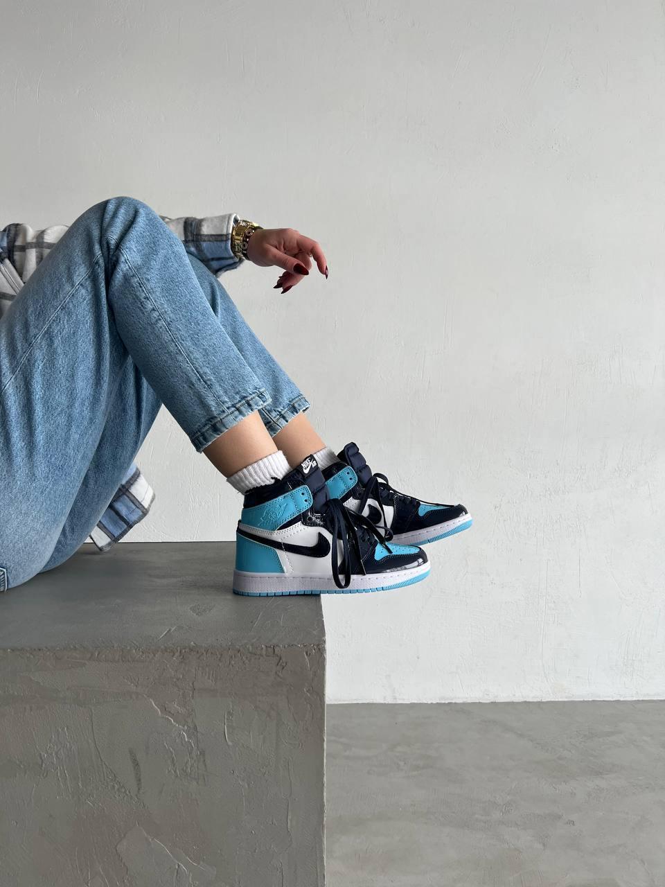 Nike Air Jordan 1 Retro High Patent Blue 2