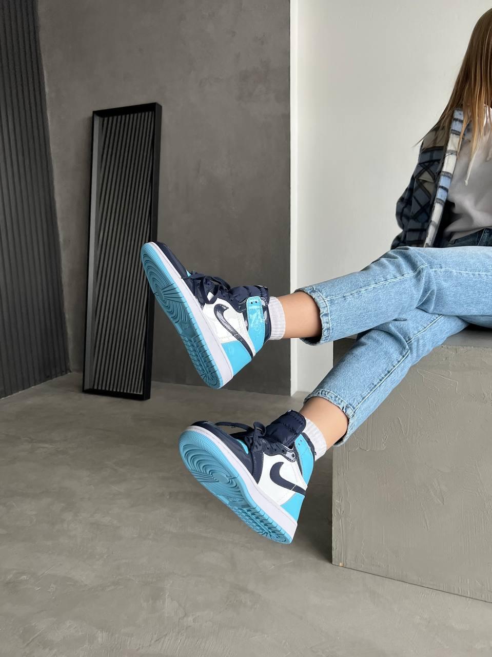 Nike Air Jordan 1 Retro High Patent Blue 2