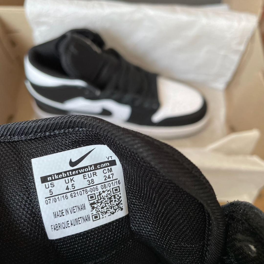 Nike Air Jordan 1 Retro High White Black Logo