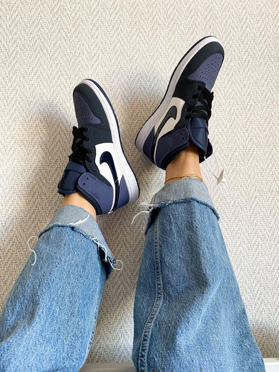 Nike Air Jordan 1 Retro High Violet White Black