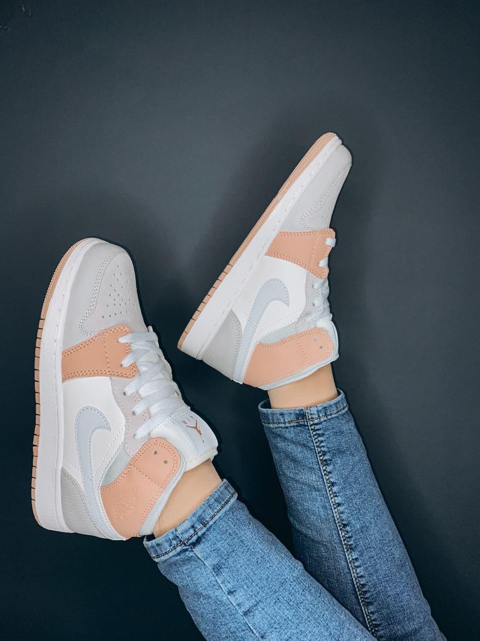 Nike Air Jordan 1 Retro High Pink Grey