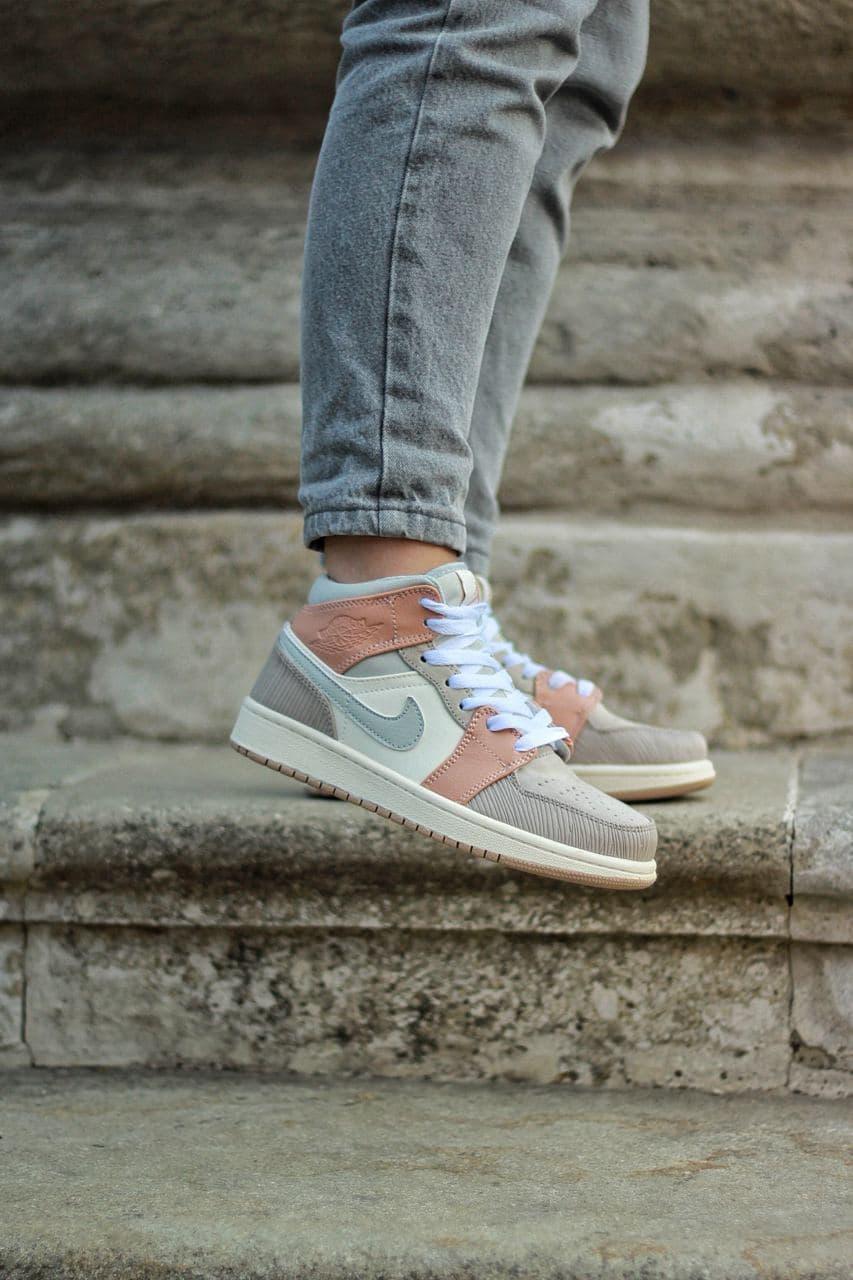 Nike Air Jordan 1 Retro High Brown Grey White