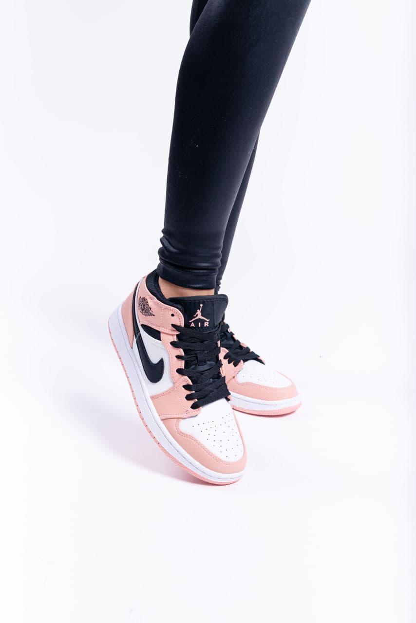 Nike Air Jordan 1 Retro Mid Pink Quartz