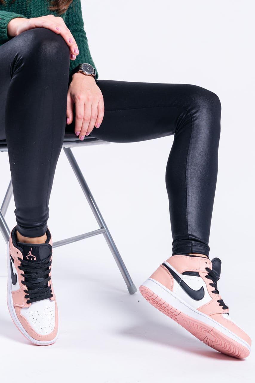 Nike Air Jordan 1 Retro Mid Pink Quartz
