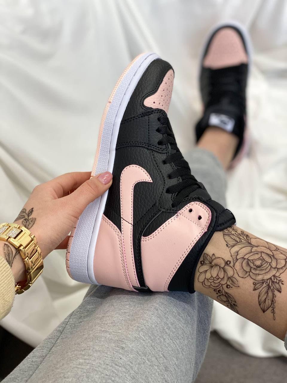Nike Air Jordan 1 Retro Mid Patent Pink Toe