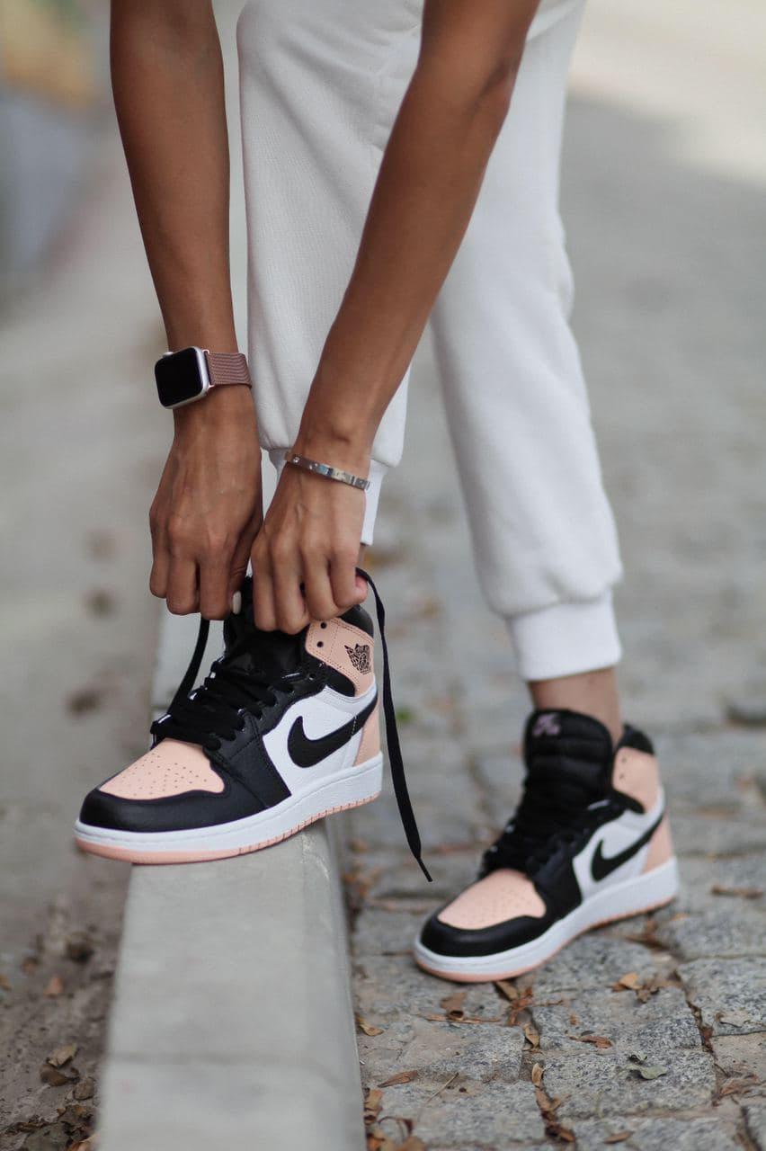 Nike Air Jordan 1 Retro High Patent Pink Toe 2