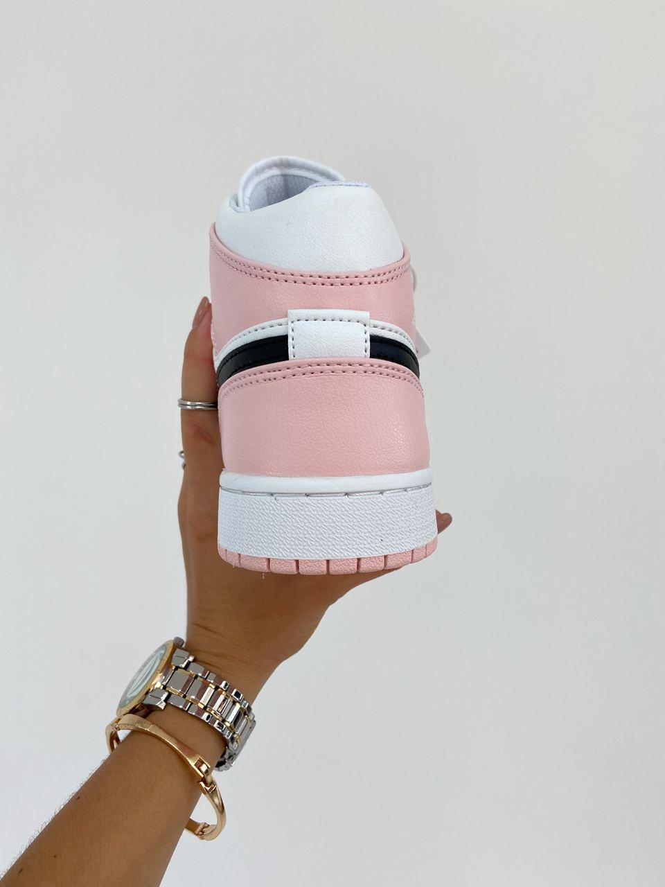 Nike Air Jordan 1 Retro Mid Barely Rose