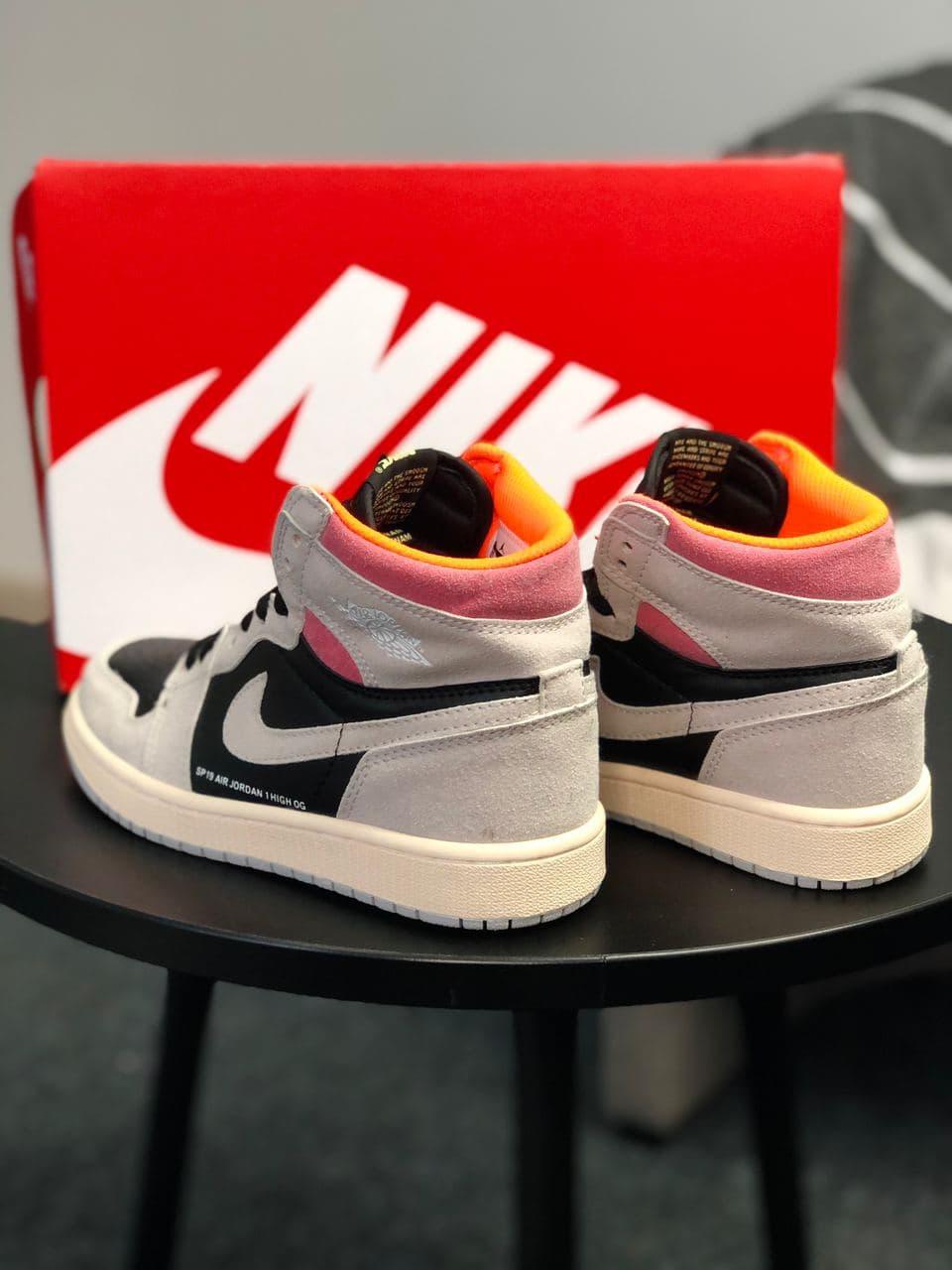 Nike Air Jordan 1 Retro High Grey Red Black