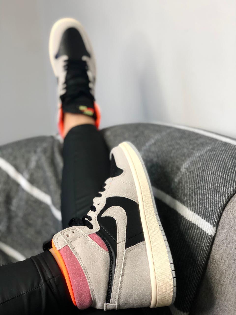 Nike Air Jordan 1 Retro High Grey Red Black
