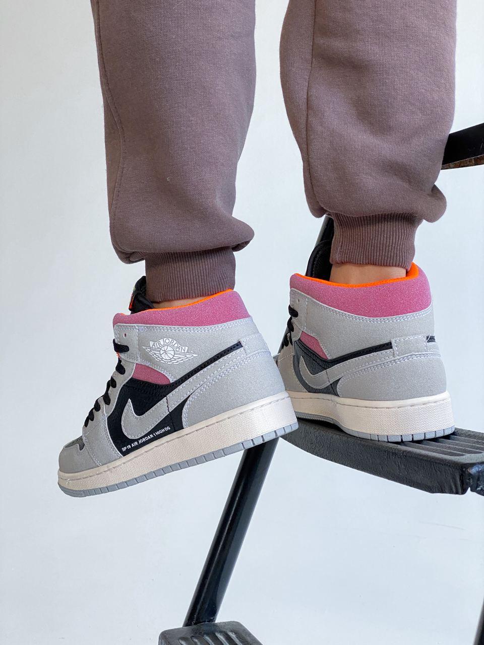 Nike Air Jordan 1 Retro Grey Crimson