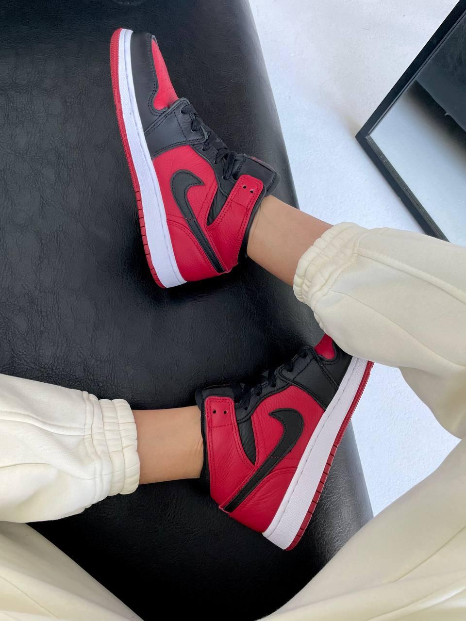 Nike Air Jordan 1 Retro Mid Red Black White