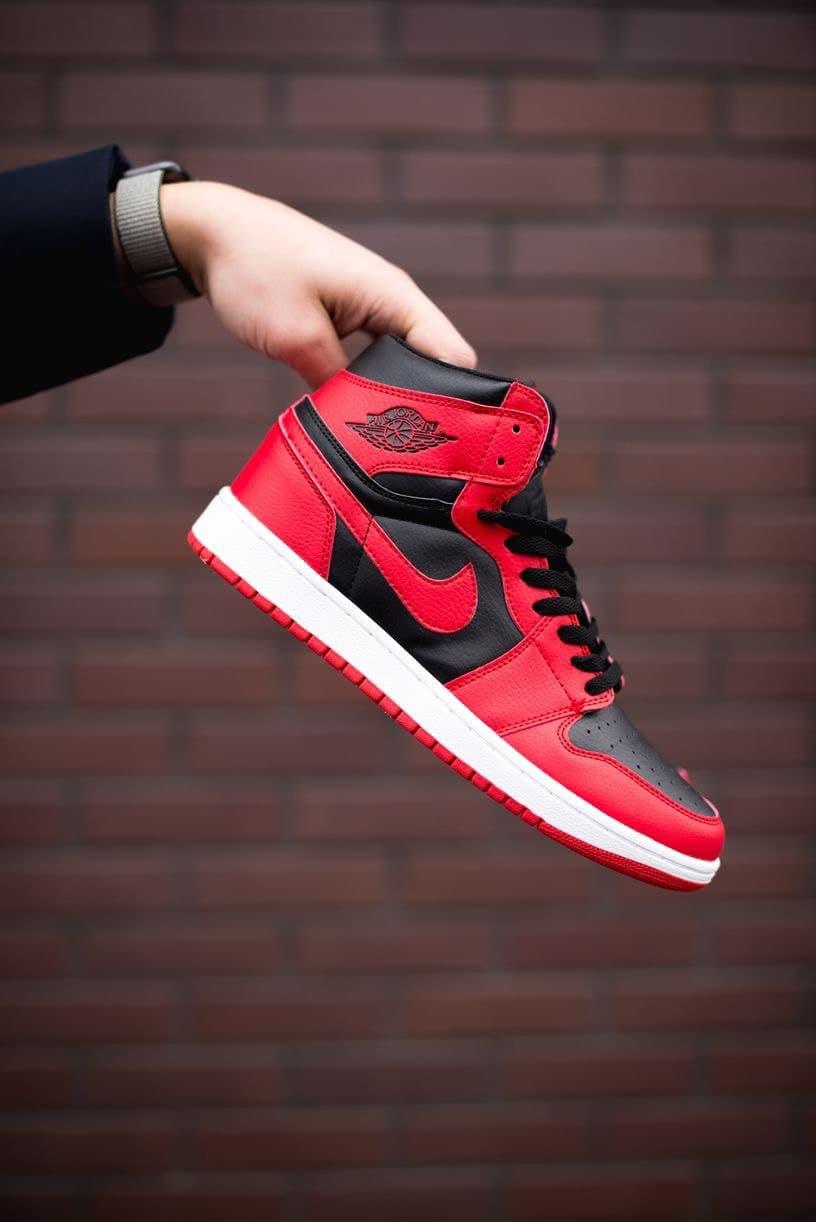 AirJordan Retro1 Black Red