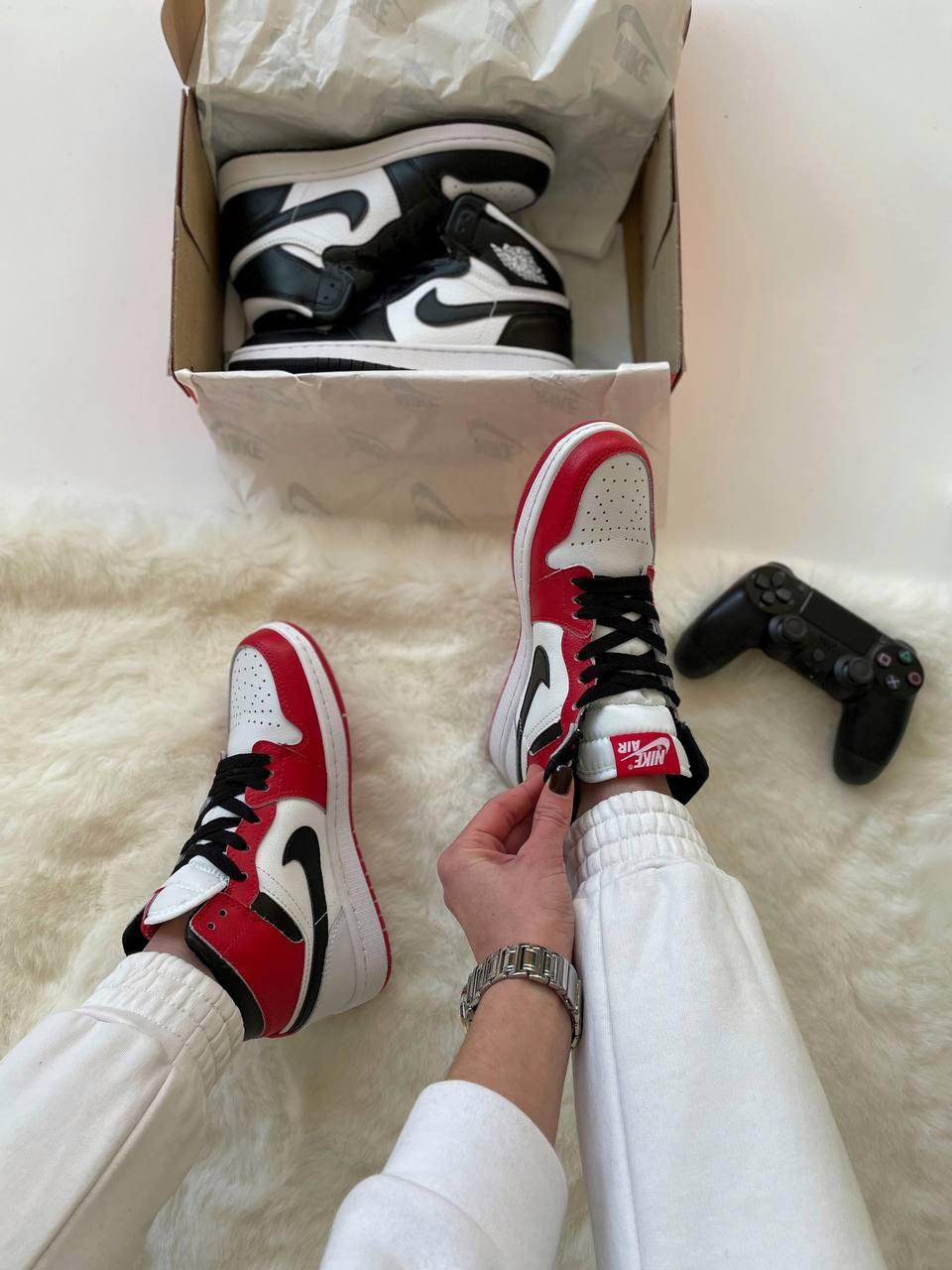 Nike Air Jordan 1 Retro Mid White Red Black