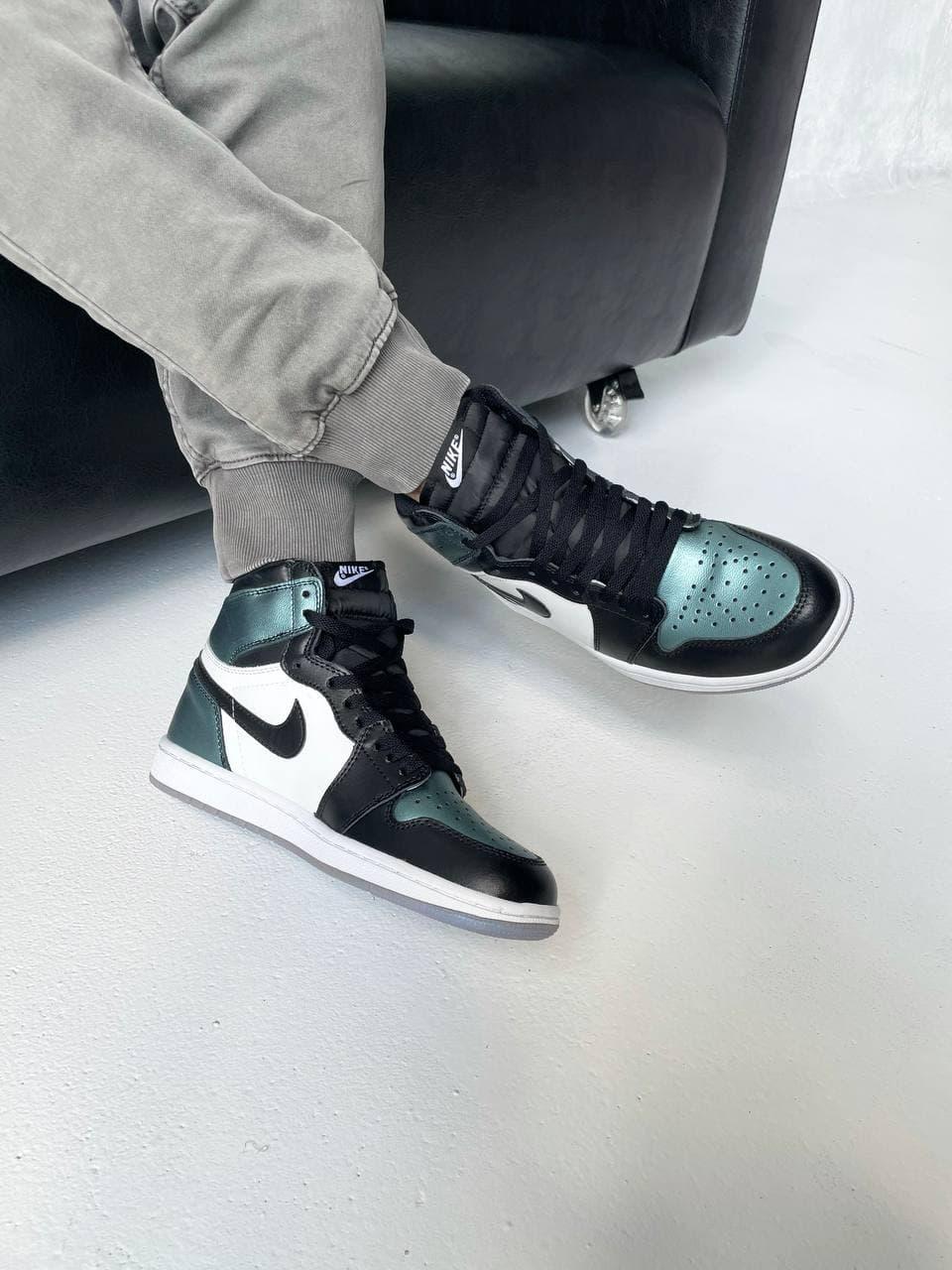 Nike Air Jordan 1 Retro High Patent Chameleon