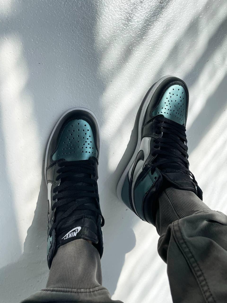 Nike Air Jordan 1 Retro High Patent Chameleon