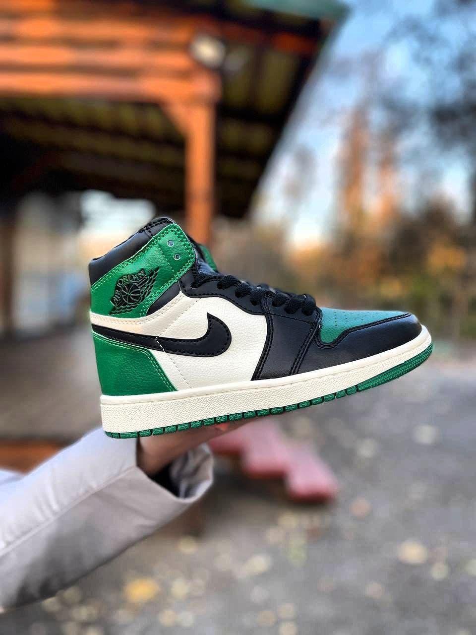 Nike Air Jordan 1 Retro High Black White Green