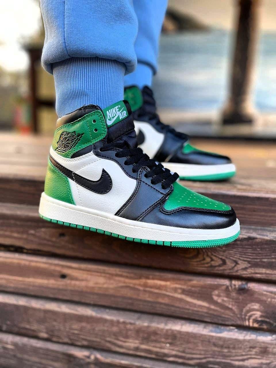 Nike Air Jordan 1 Retro High Black White Green