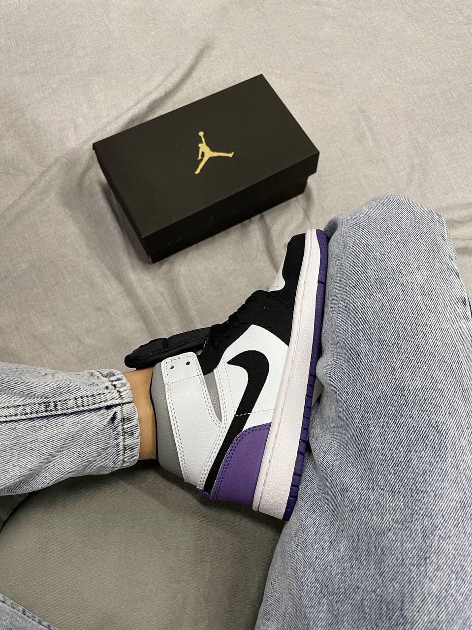 Nike Air Jordan 1 Retro Mid Black Violet White