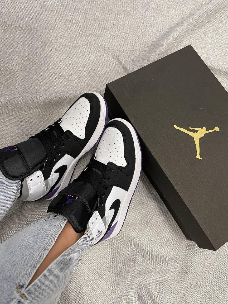 Nike Air Jordan 1 Retro Mid Black Violet White
