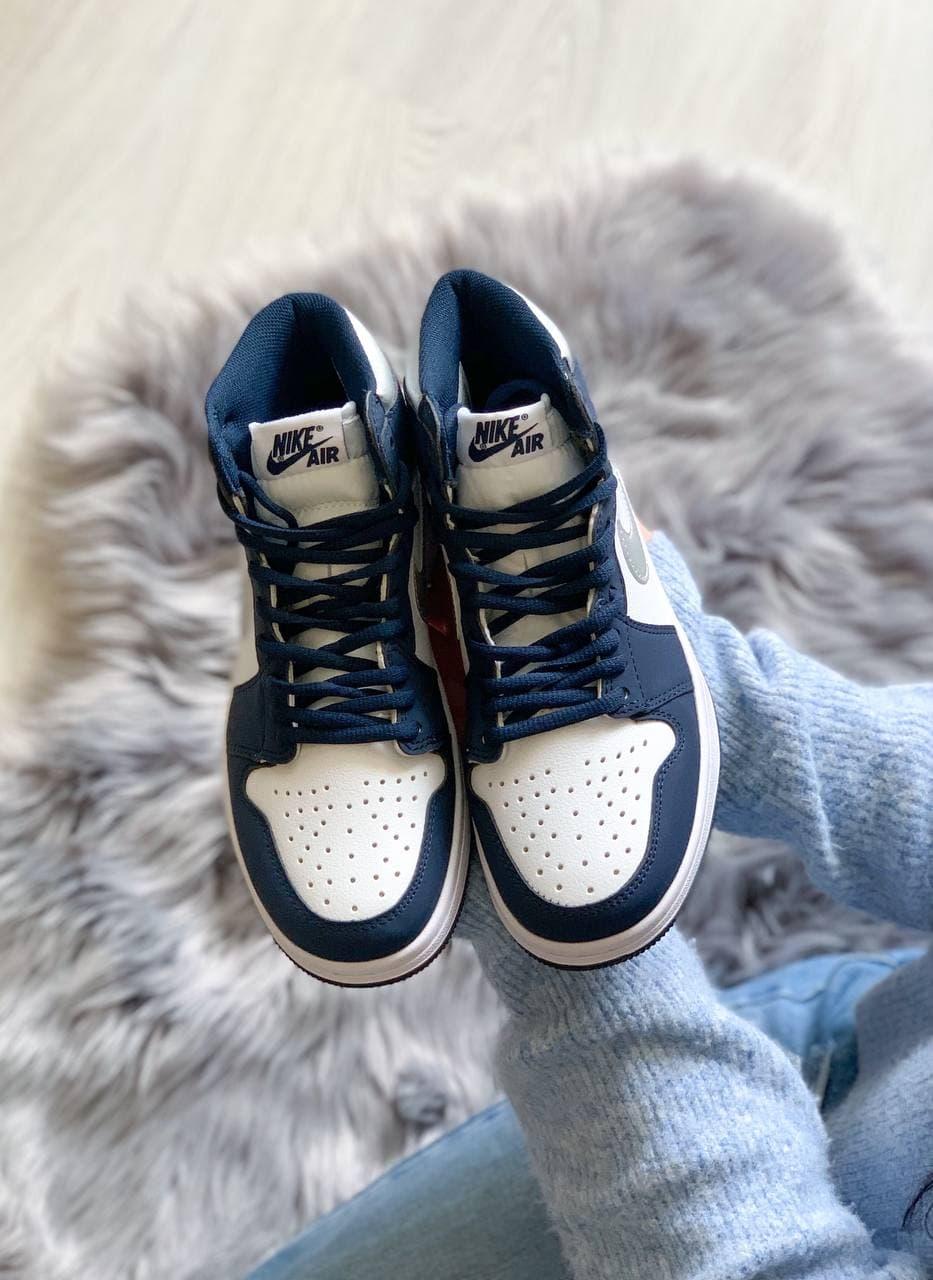 Nike Air Jordan 1 Retro Mid Navy Blue White